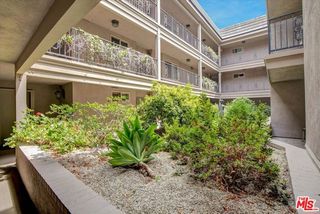 439 N Doheny Drive 204, Beverly Hills, CA 90210