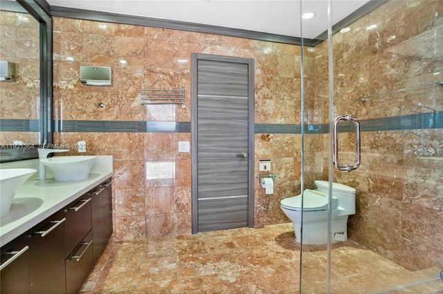 2130 NE 122nd Rd, North Miami, FL 33181