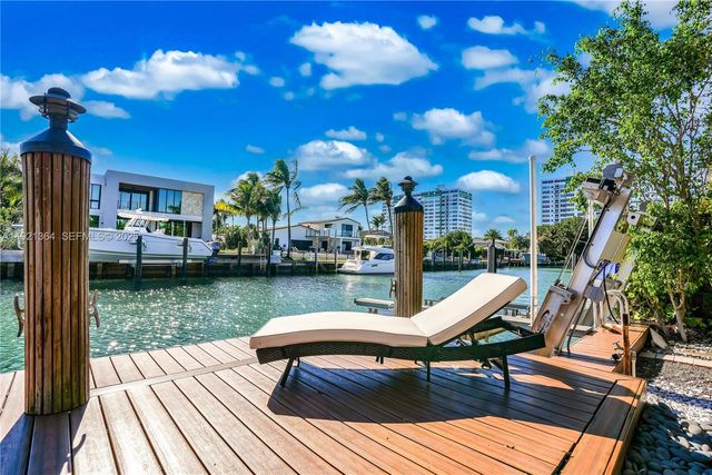 2130 NE 122nd Rd, North Miami, FL 33181