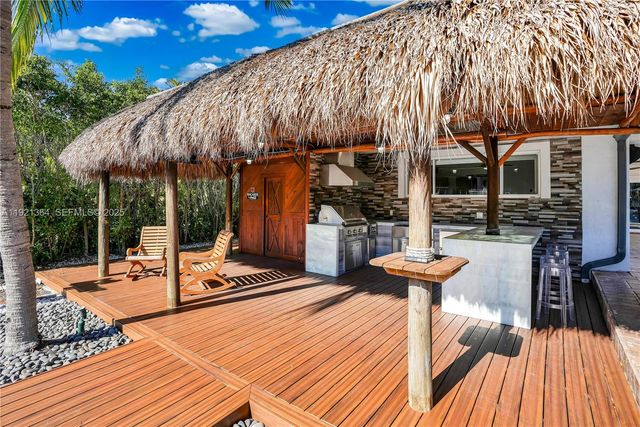 2130 NE 122nd Rd, North Miami, FL 33181