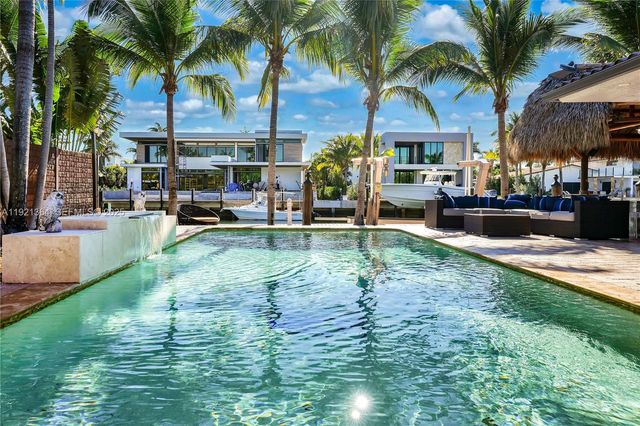 2130 NE 122nd Rd, North Miami, FL 33181