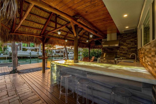 2130 NE 122nd Rd, North Miami, FL 33181