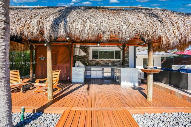 2130 NE 122nd Rd, North Miami, FL 33181