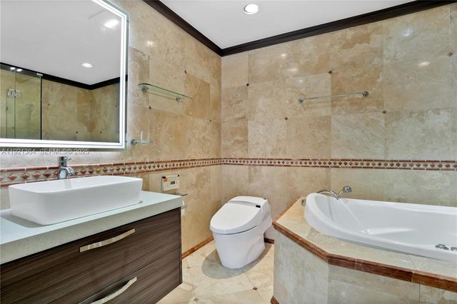 2130 NE 122nd Rd, North Miami, FL 33181