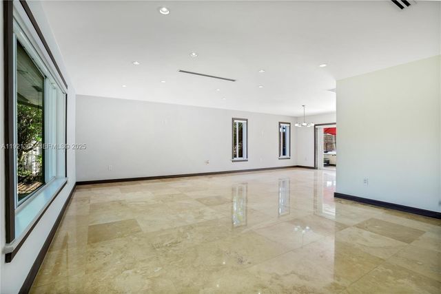 2130 NE 122nd Rd, North Miami, FL 33181