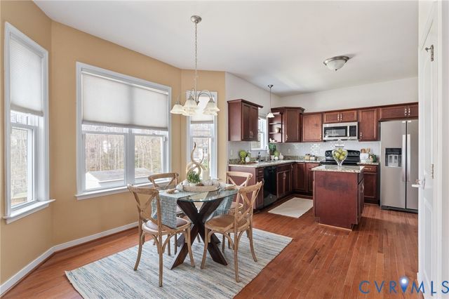 2912 Chislet Dr, Midlothian, VA 23112