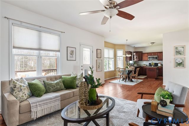 2912 Chislet Dr, Midlothian, VA 23112