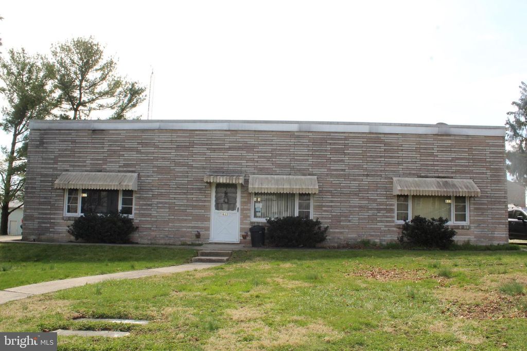 833 YORK ST #A, Hanover, PA 17331