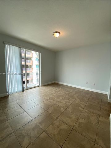 7280 SW 90th St 501, Miami, FL 33156