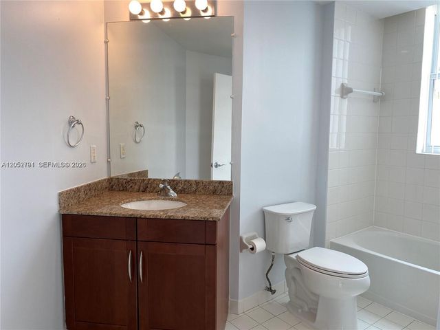 7280 SW 90th St 501, Miami, FL 33156