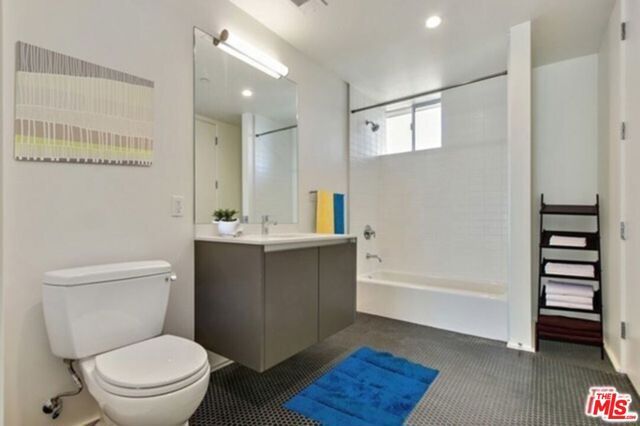 1040 S Mariposa Avenue F203, Los Angeles, CA 90006