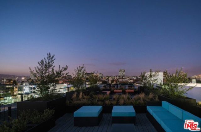 1040 S Mariposa Avenue F203, Los Angeles, CA 90006