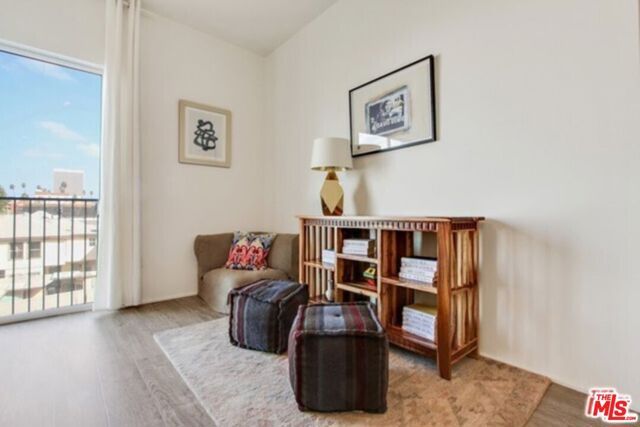 1040 S Mariposa Avenue F203, Los Angeles, CA 90006