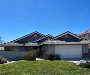 14397 Ironsides Lane, Helendale, CA 92342