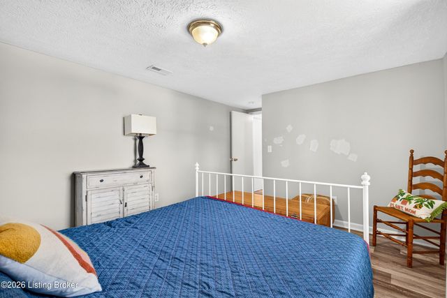 102 Dixon Ave, Elizabethtown, KY 42701