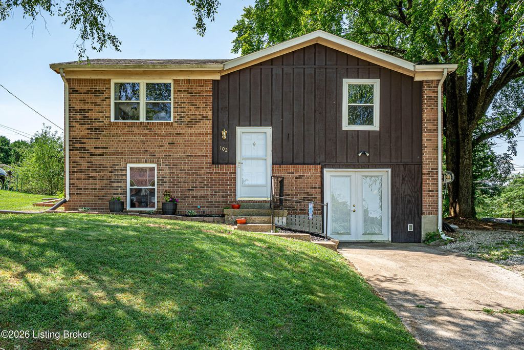 102 Dixon Ave, Elizabethtown, KY 42701