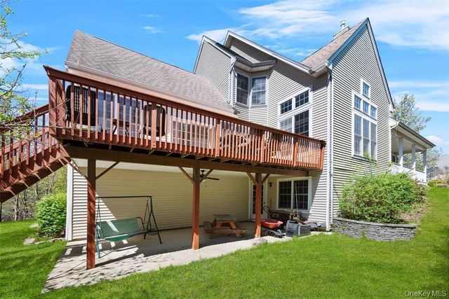 7 Paisley Court, Highland Mills, NY 10930