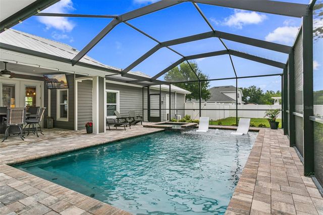 14805 SYDNEY HEIGHTS COURT, Dover, FL 33527
