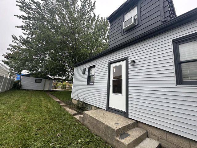 3729 E Morris AVENUE, Cudahy, WI 53110