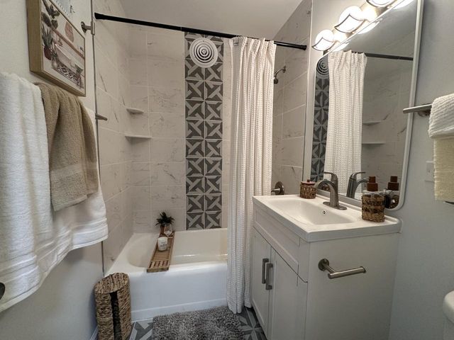 3729 E Morris AVENUE, Cudahy, WI 53110