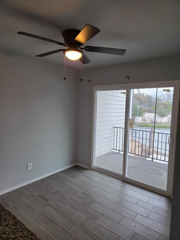 306 North Street 14, Houston, TX 77009