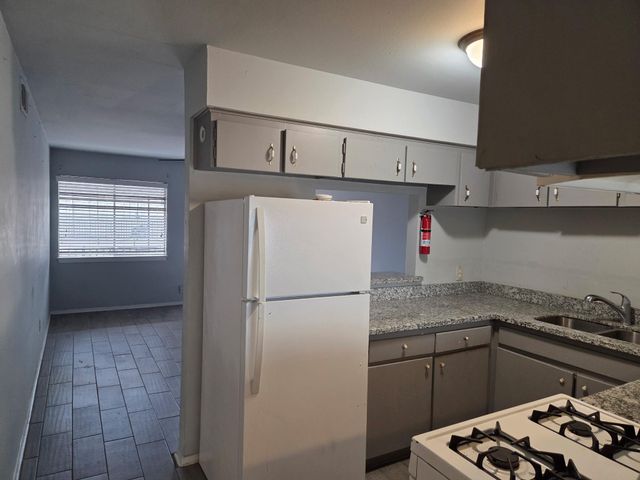 306 North Street 14, Houston, TX 77009