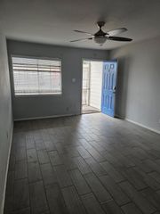 306 North Street 14, Houston, TX 77009