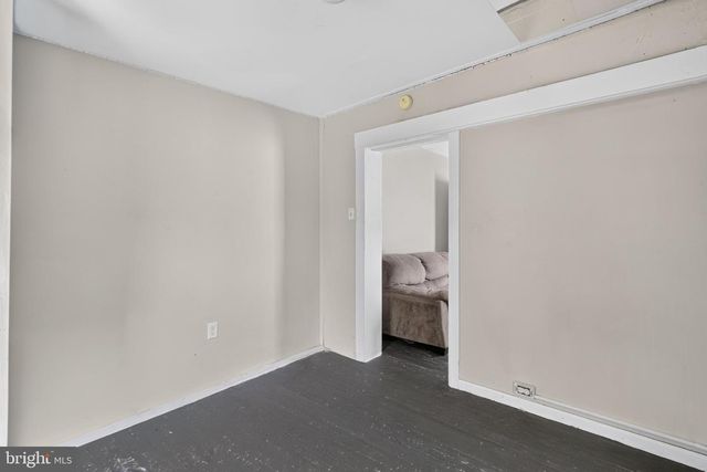 560 COATES ST, Coatesville, PA 19320