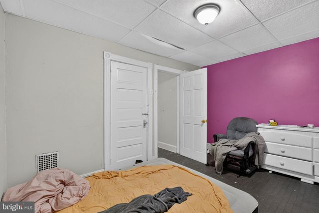 560 COATES ST, Coatesville, PA 19320