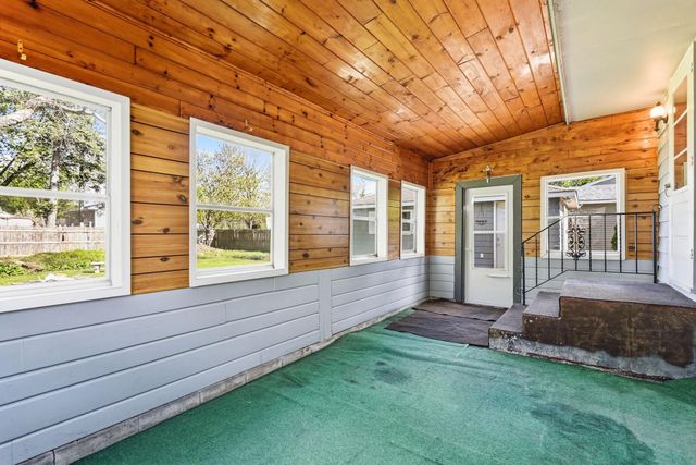 1118 Selby Avenue, Saint Paul Park, MN 55071
