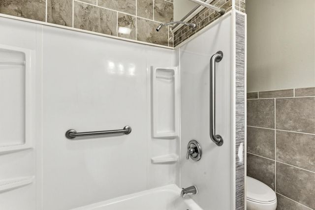 1118 Selby Avenue, Saint Paul Park, MN 55071