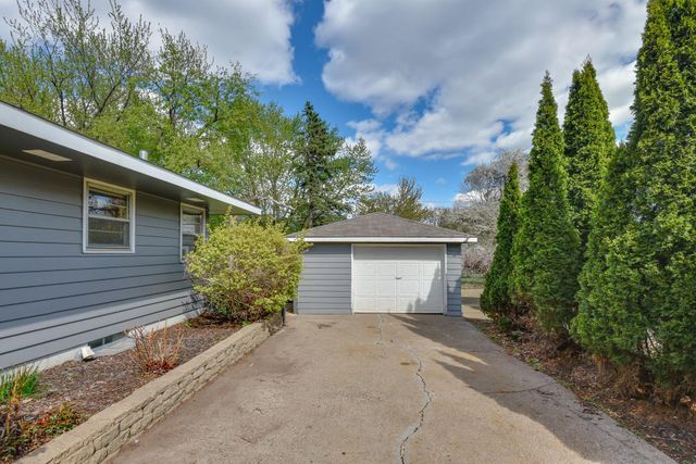 1118 Selby Avenue, Saint Paul Park, MN 55071
