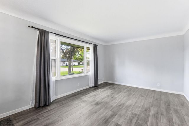 1118 Selby Avenue, Saint Paul Park, MN 55071