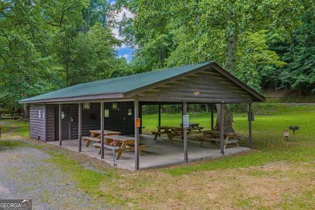 109 Edgewater Drive, Ellijay, GA 30540