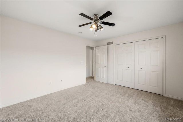28360 Carlton Way Drive, Novi, MI 48377