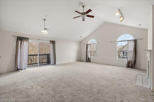 28360 Carlton Way Drive, Novi, MI 48377