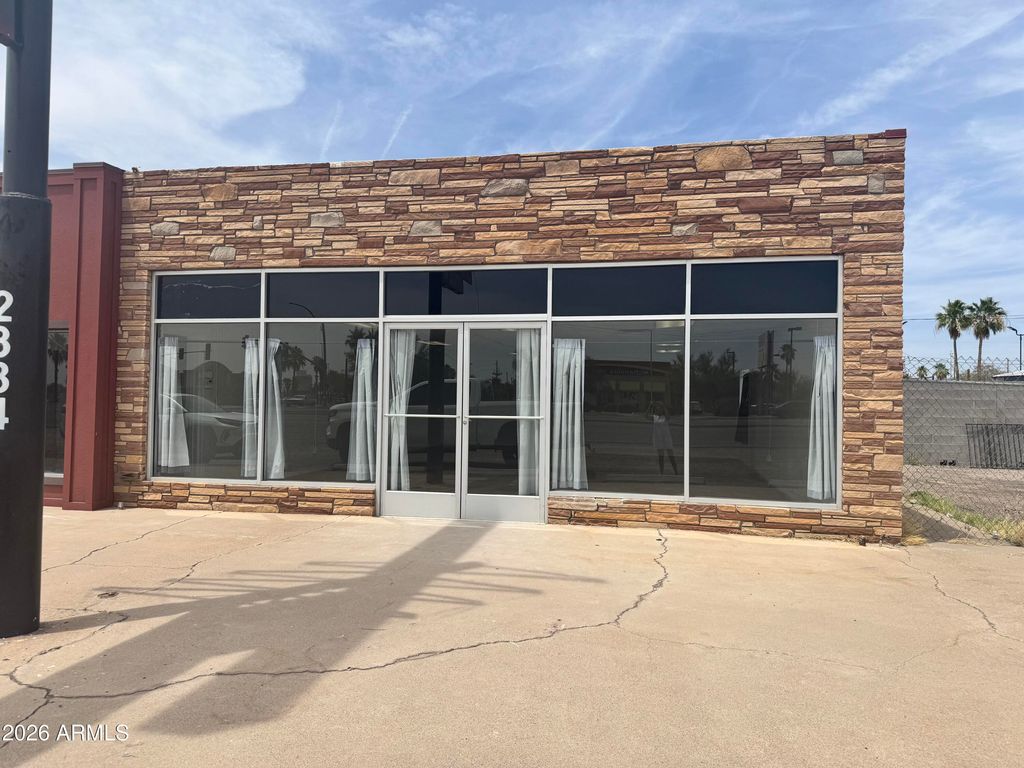 105 N DELAWARE Drive, Apache Junction, AZ 85120 — exterior