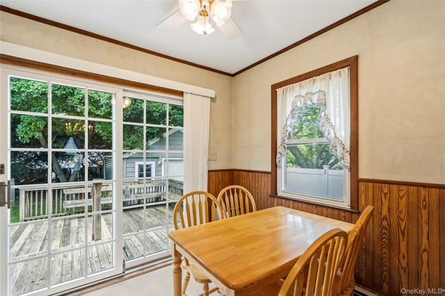 5 Center Court, Bethpage, NY 11714