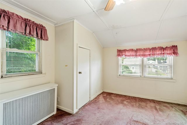 5 Center Court, Bethpage, NY 11714