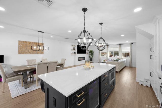 495 Russell Street, Baldwin, NY 11510