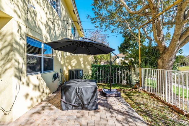 948 Imperial Lake Road, Lake Belvedere Estates, West Palm Beach, FL 33413