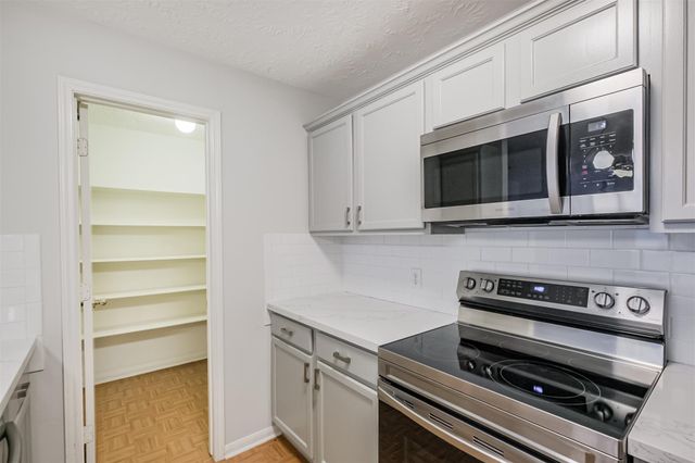 8051 Bay Branch Drive 312, The Woodlands, TX 77382