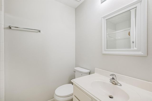 8051 Bay Branch Drive 312, The Woodlands, TX 77382