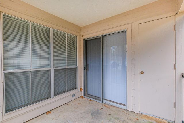 8051 Bay Branch Drive 312, The Woodlands, TX 77382