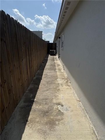 1603 Angelina Drive 4, San Juan, TX 78589