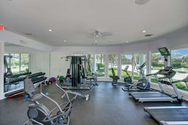 3057 Genoa Lane, Jupiter, FL 33477