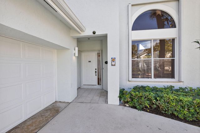 3057 Genoa Lane, Jupiter, FL 33477