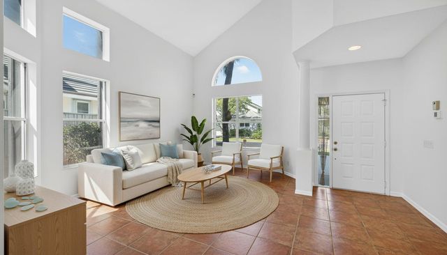 3057 Genoa Lane, Jupiter, FL 33477