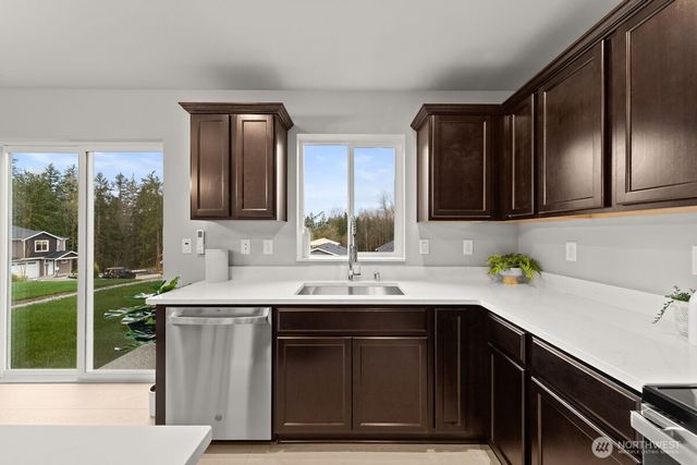 7435 45TH Place NE, Marysville, WA 98270