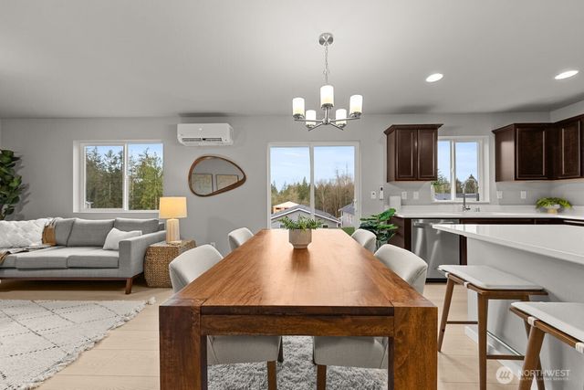 7435 45TH Place NE, Marysville, WA 98270